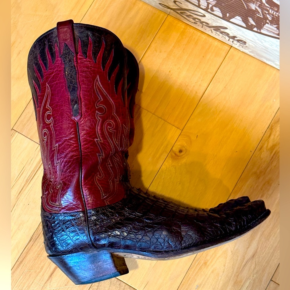 Authentic Men’s Lucchese crocodile leather cowboy/western boots size 12